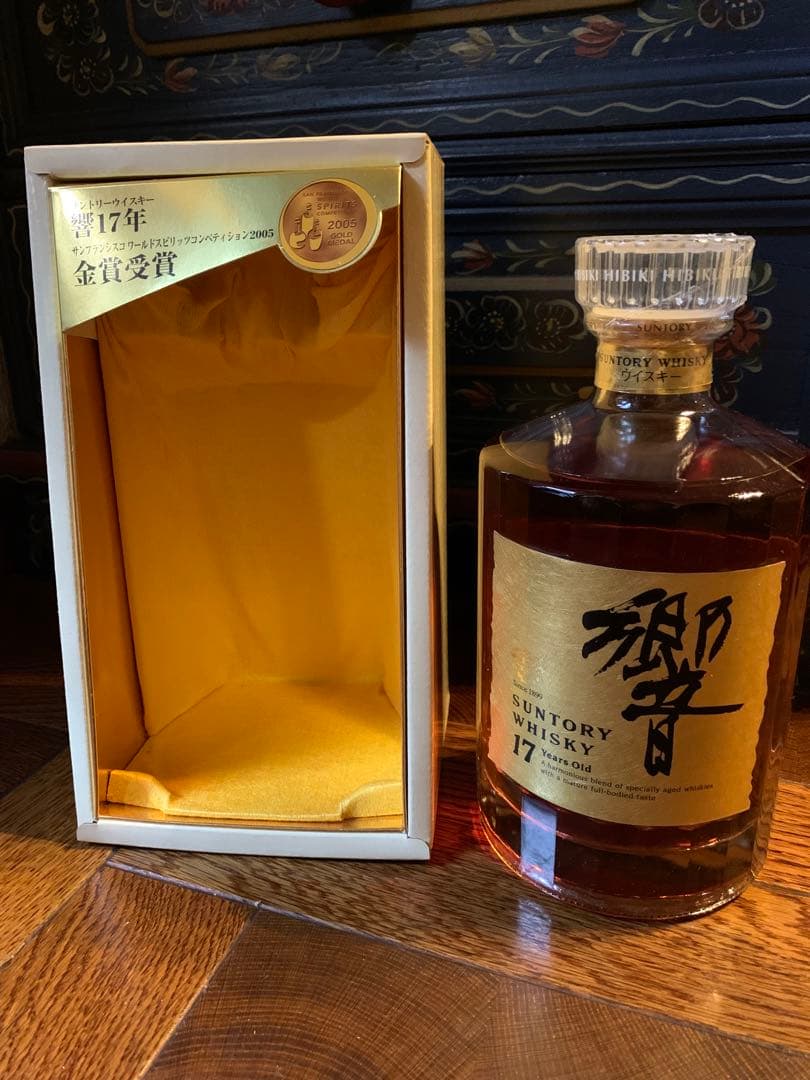 響 17年 ウイスキー 両面ゴールドラベル　SHT01 未開栓
