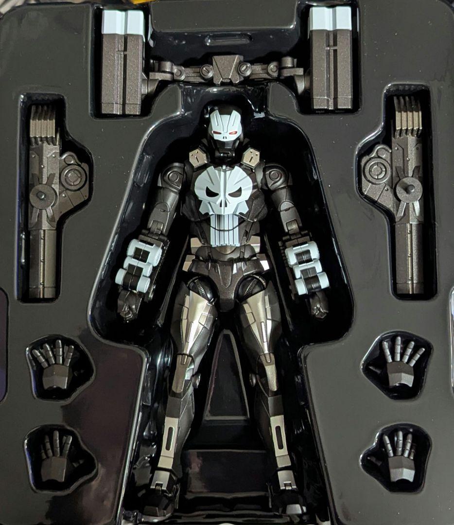 千値練　ファイティングアーマー　パニッシャー (レア)