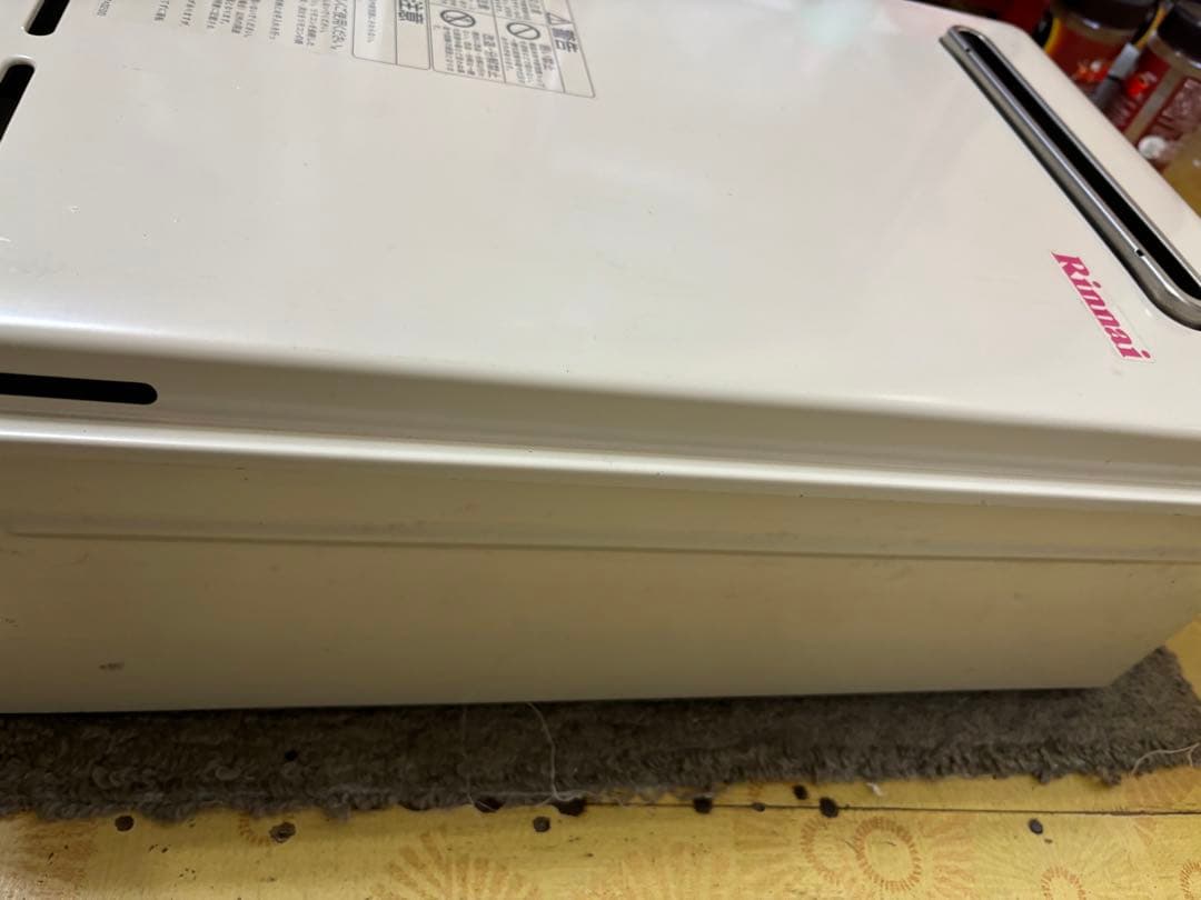 RUX-A2010W-E りん リンナイ 都市ガス用 給湯器　2016年3月製造