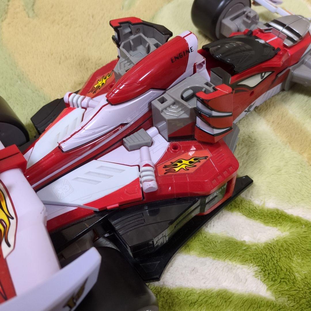 エンジンマッハルコン　海賊戦隊　ゴーカイジャー　ゴジュウジャー　ロボット　ロボ