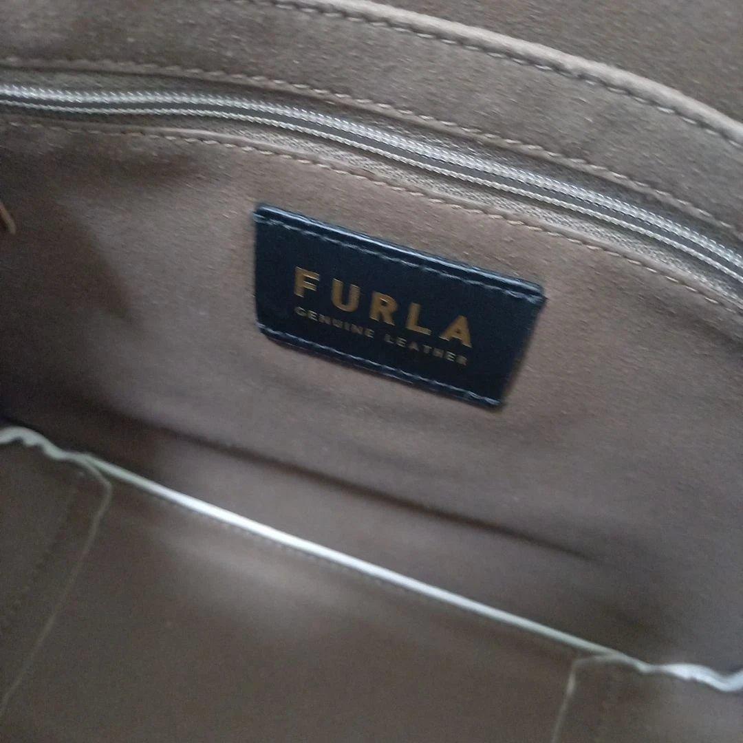 【美品】フルラFURLAバッグ　フルラショルダーバッグ2way　ハンドバッグ本革