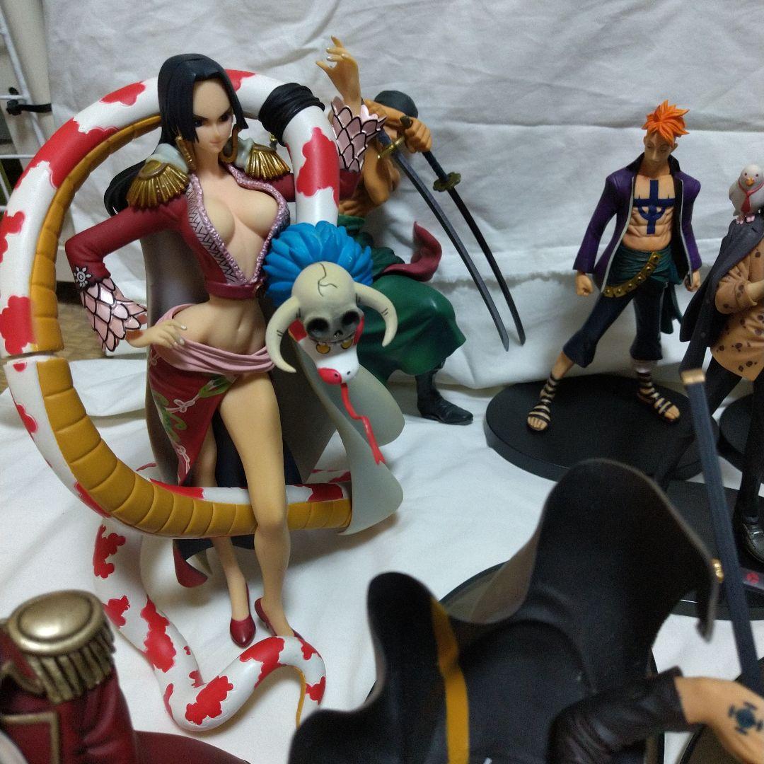 ワンピースフィギュアまとめ売り造形王、DXFなど計36体