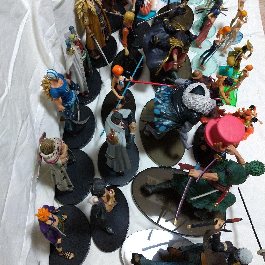 ワンピースフィギュアまとめ売り造形王、DXFなど計36体