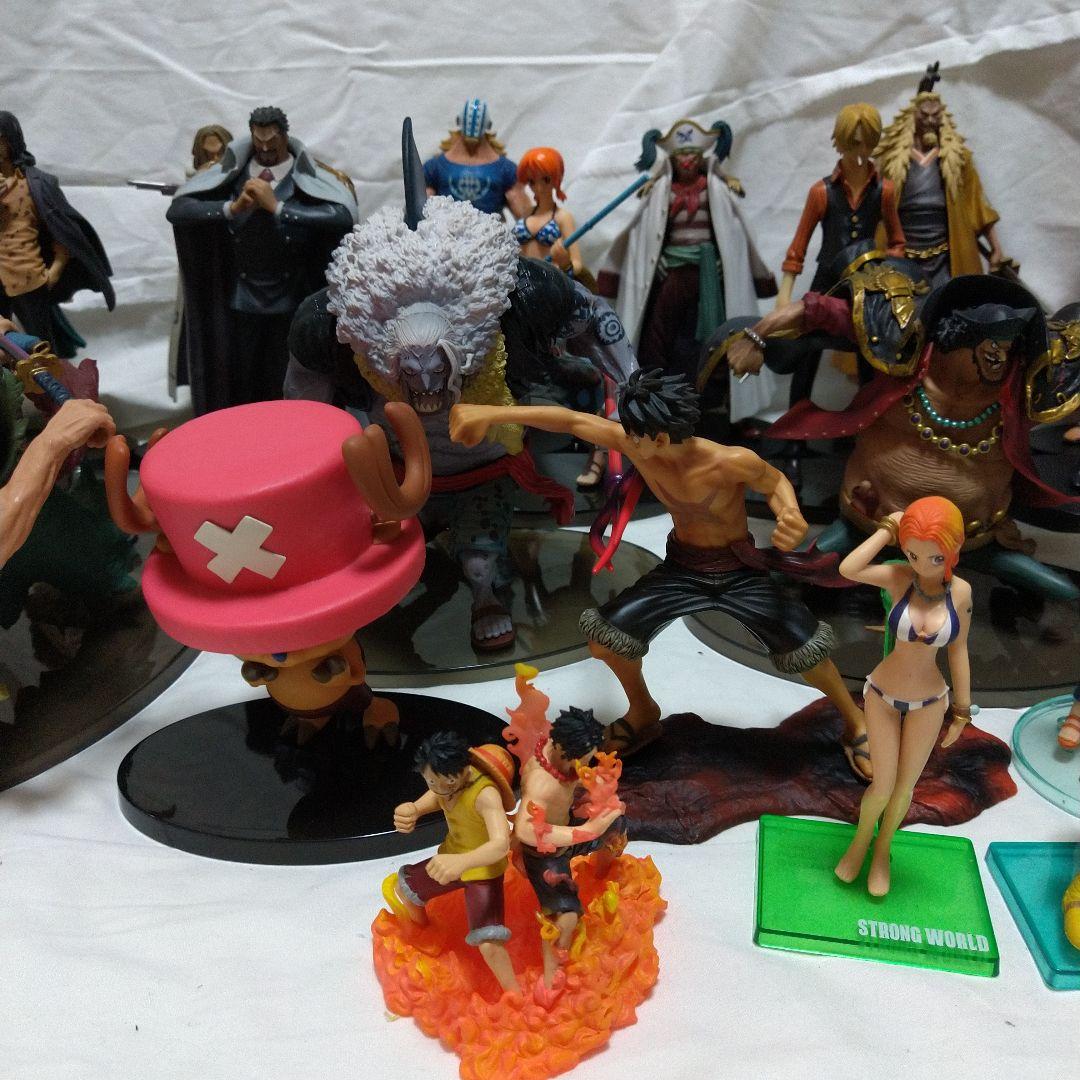 ワンピースフィギュアまとめ売り造形王、DXFなど計36体