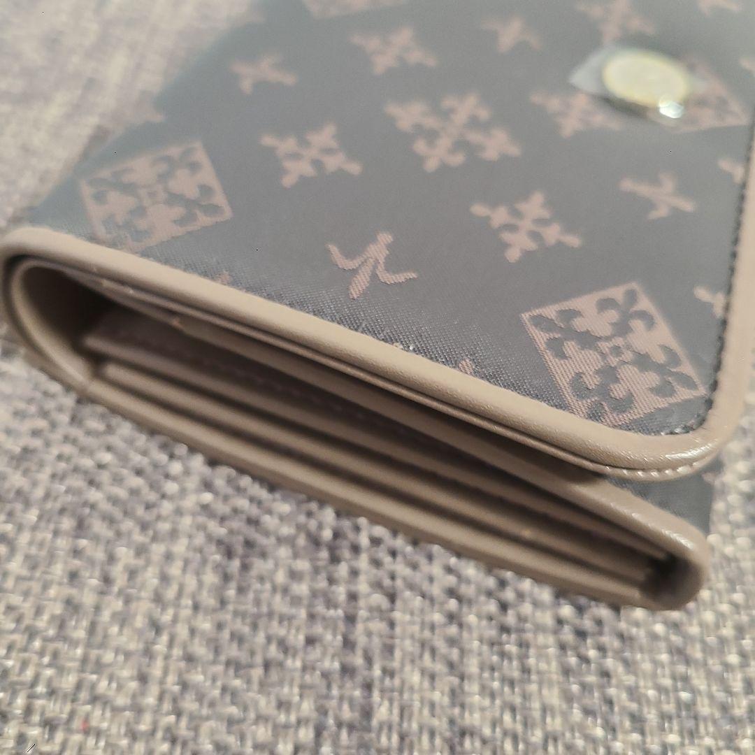 russet ラシット　フローラル 二つ折り財布