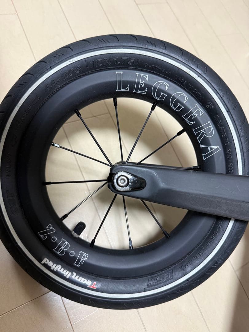 ゼロバイクファクトリー　レジット＆レジェラ完成車