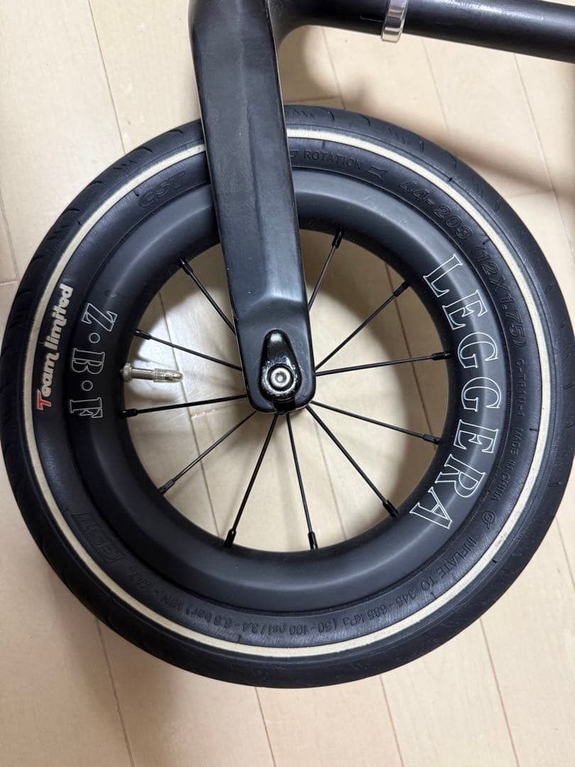 ゼロバイクファクトリー　レジット＆レジェラ完成車