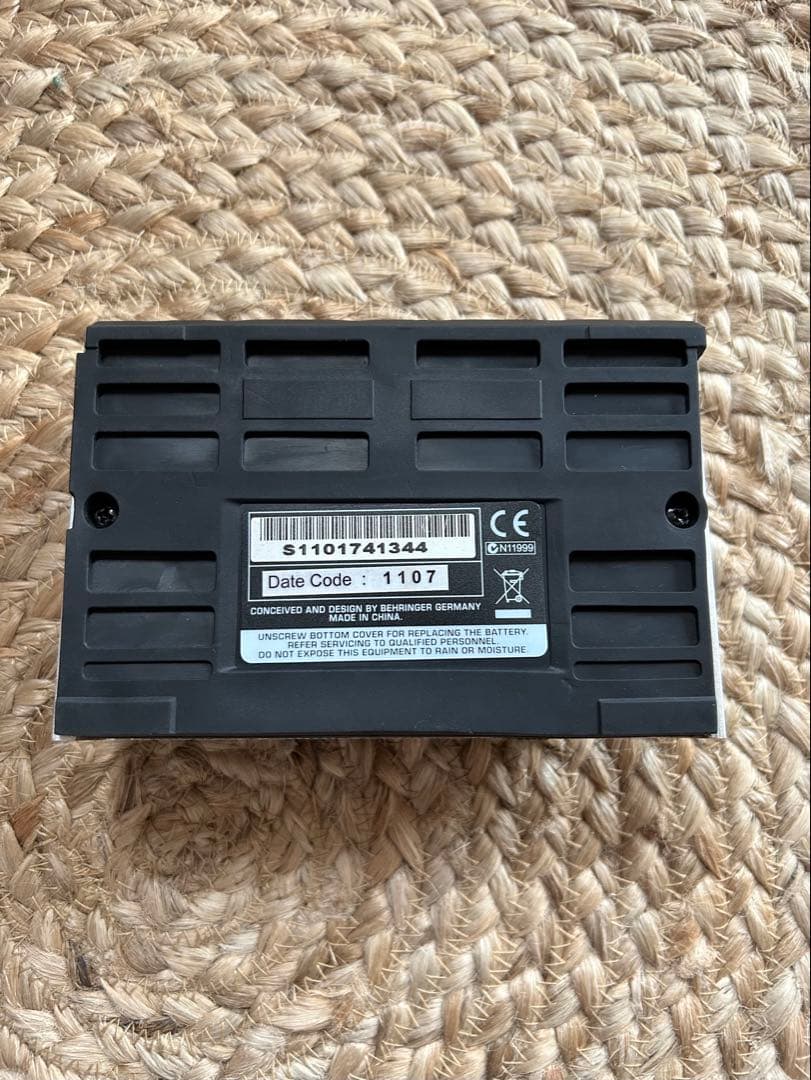 BEHRINGER AB200 A/Bスイッチ