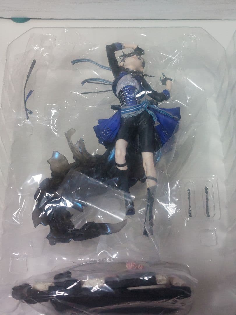 梅*可様 黒執事 Book of Murder シエル・ファントムハイヴ フィギ