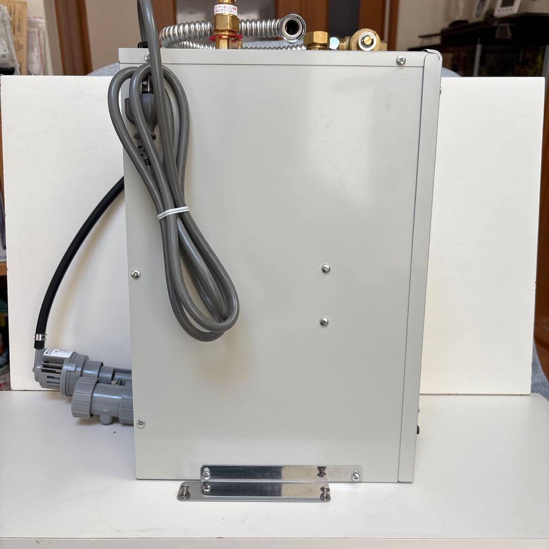 LIXIL 小型電気温水器　EHPN-CA 6S5 美品