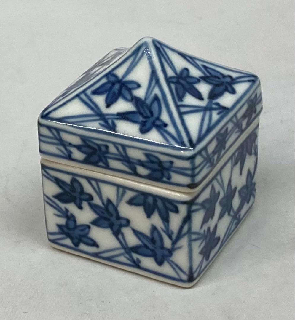 B7s  五世幹山傳七作　「染付辻堂香合」共布共箱　京焼　茶道具香道具