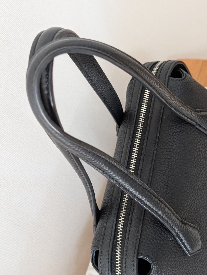 美品　VASICヴァジック GRAF MINI MINI ハンドバッグ　ブラック