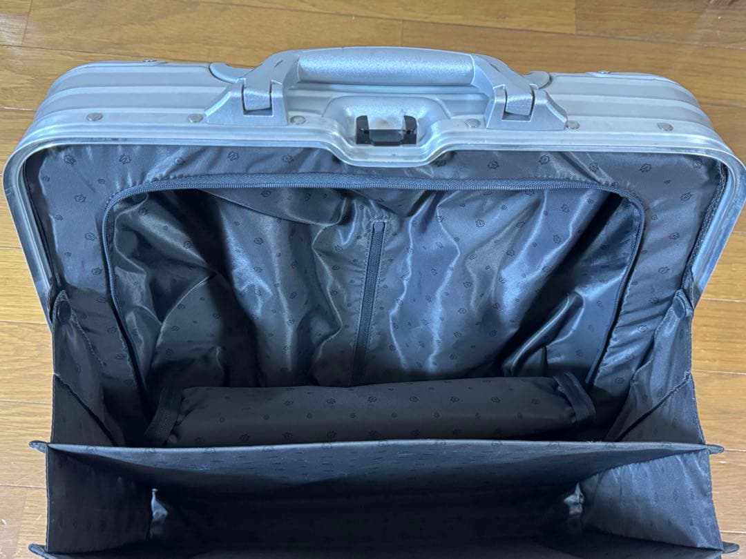 RIMOWA ORIGNAL COMPACT リモワ　コンパクト　生涯保証あり