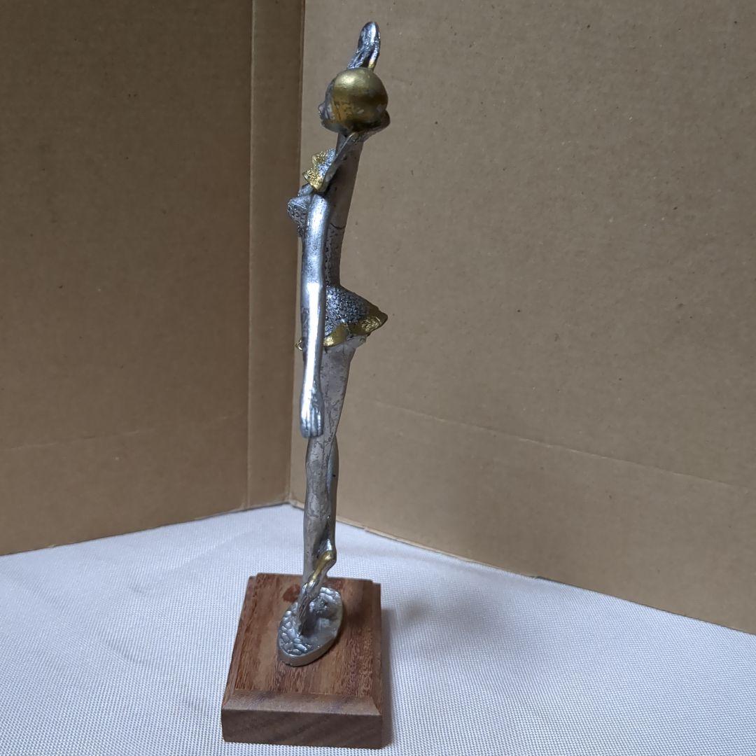 置物飾り物　ペルトロ　女性像　ヴィンテージイタリア製　ピューター