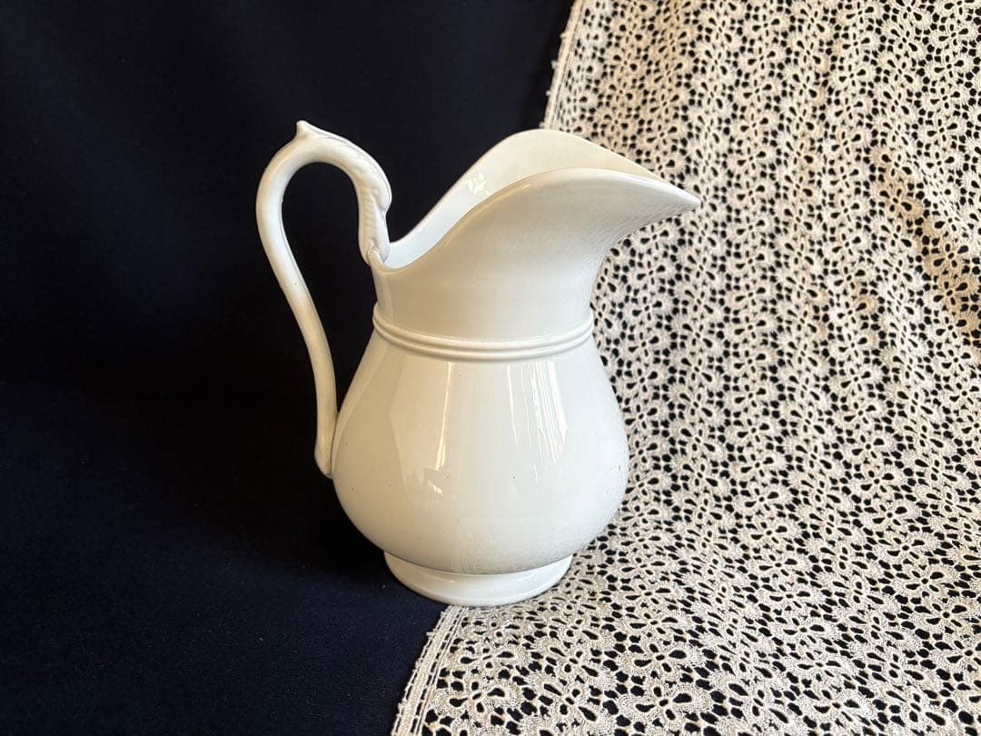 フランスアンティーク 美品 大きめ白いピッシェ サンタマン窯