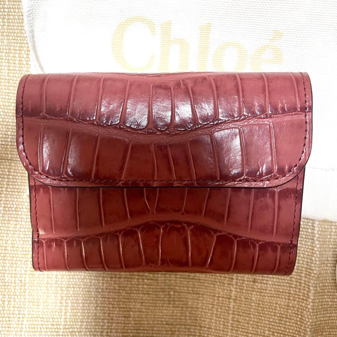 クロエ　Chloe 三つ折り財布　折り畳み財布　コンパクト