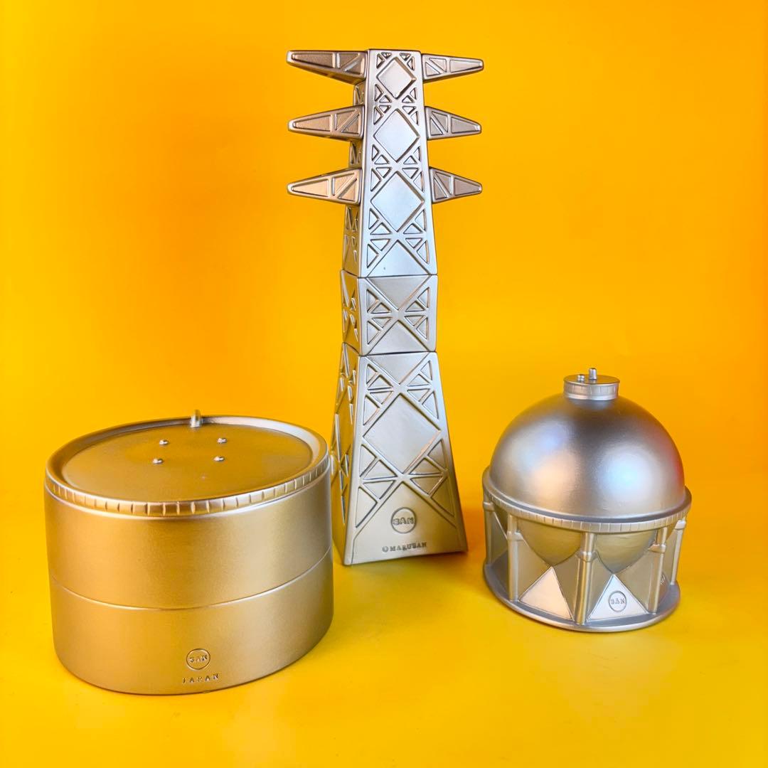 マルサン 鉄塔（21ｃｍ) ソフビ と ガスタンク 小（9ｃｍ）