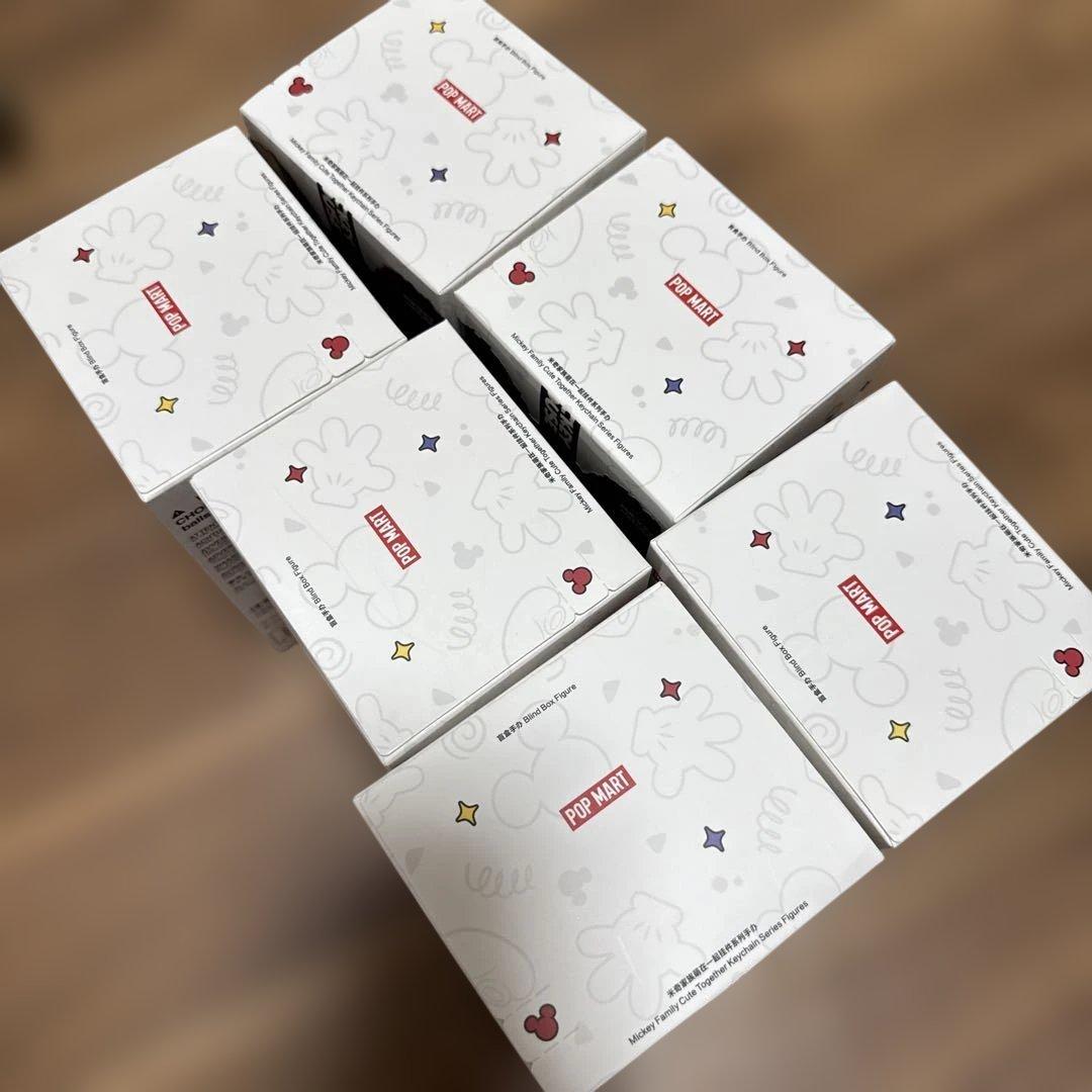 ぬいぐるみ Pop mart Mickey Family