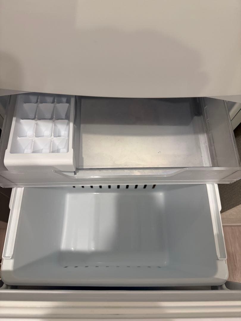 美品【2024年製】東芝　TOSHIBA 冷蔵庫GR-V17BSホワイト