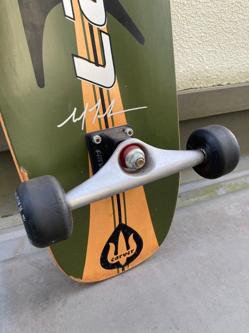 カーバー　スケートボード　(81センチ)