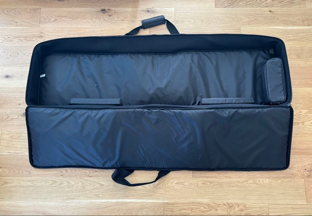 【美品】　Roland ローランド ケース