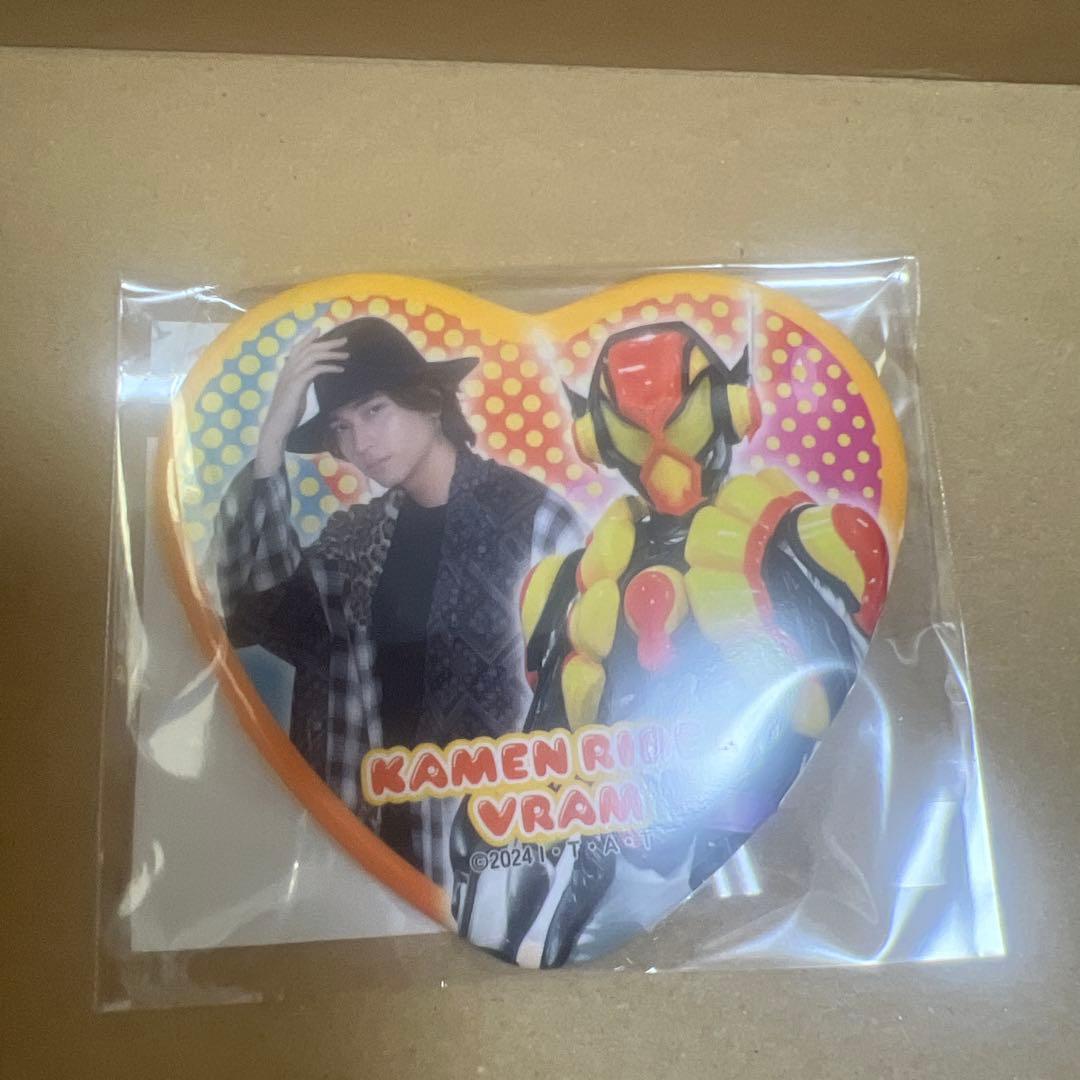 仮面ライダーガヴ　ラキア　缶バッジ　ヴラム