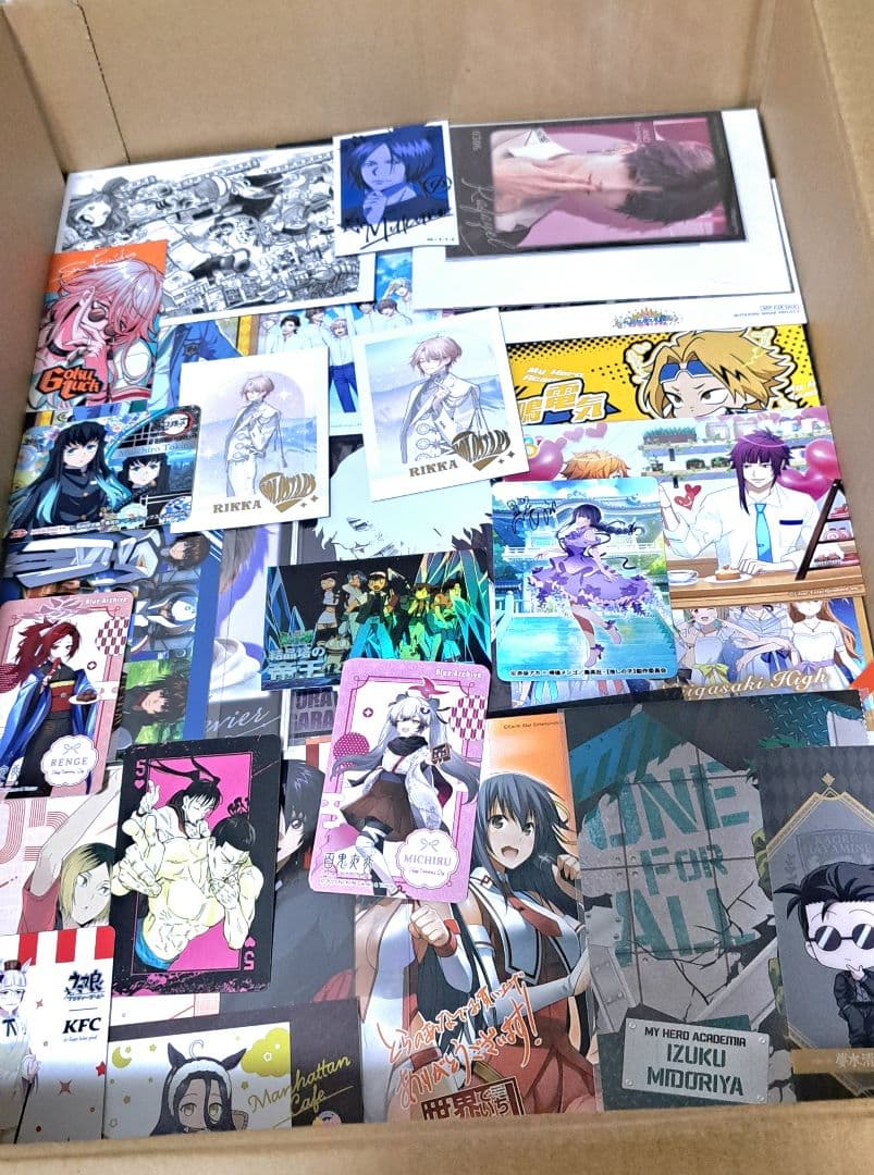 紙類　アニメ　ゲーム　まとめ売り　大量　ノンジャンル