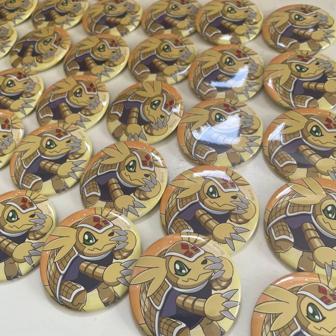 6.デジモン02 ザビギニング マルイ 缶バッジ アルマジモン