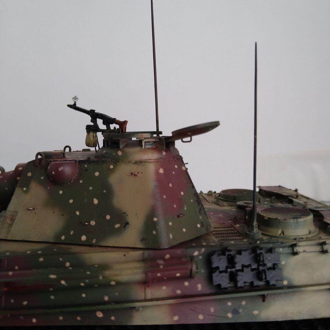 1/35ドイツ軍パンターF　指揮戦車