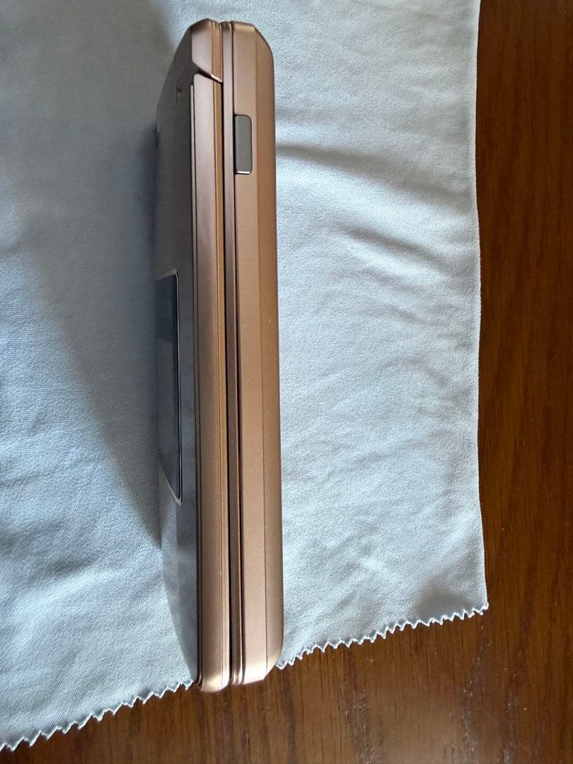 SoftBank かんたん携帯11 A207SH ゴールド 美品