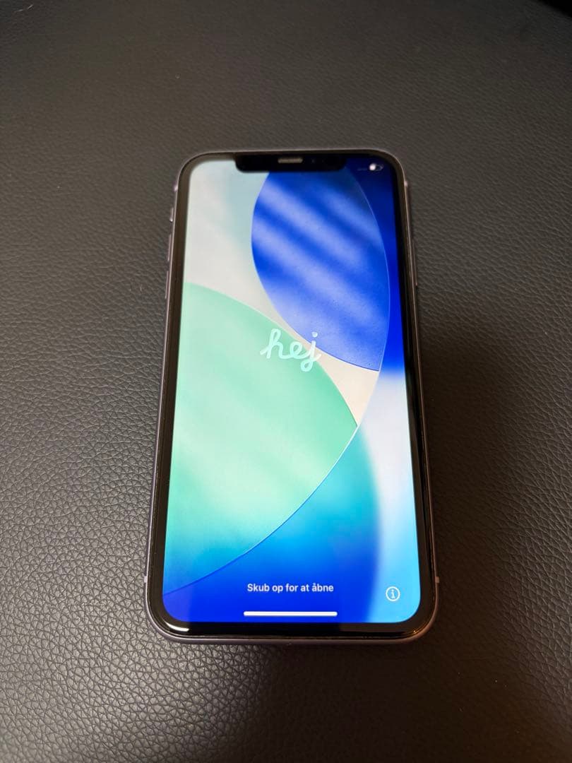 iPhone11 パープル　128G バッテリー77% sim解除済