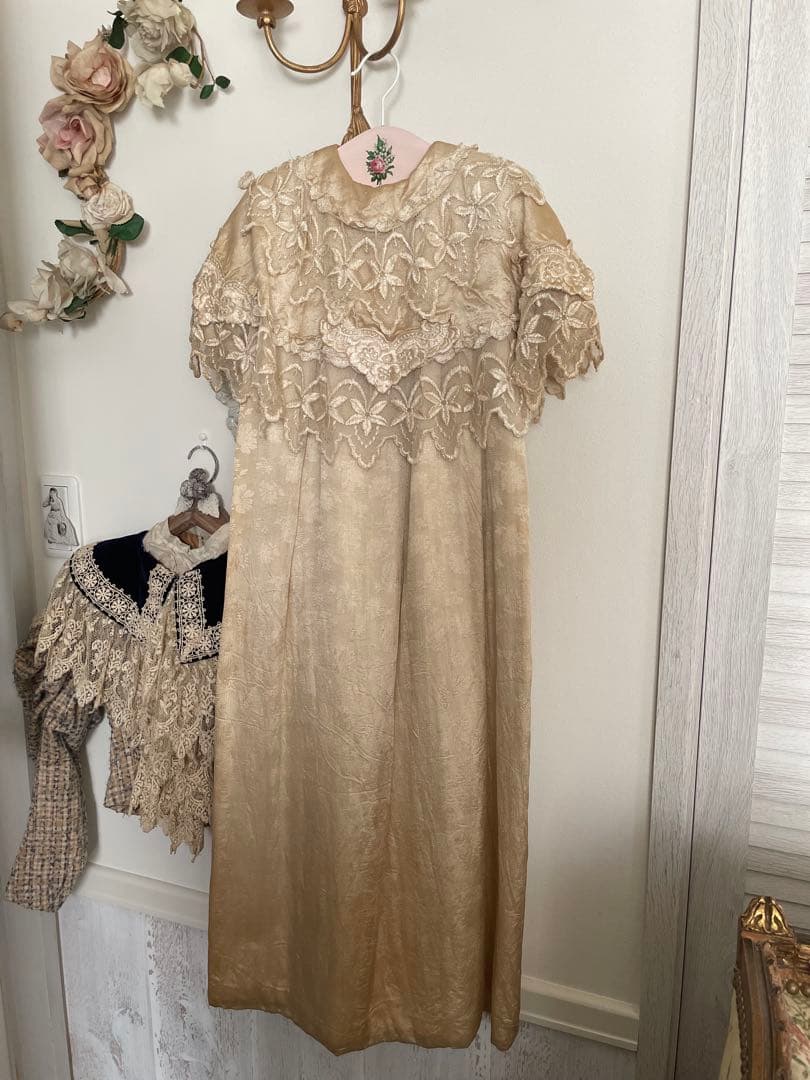 SALE˚✧₊⁎1860年代 シルクベビードレスクリストニングドレス⁎⁺˳✧