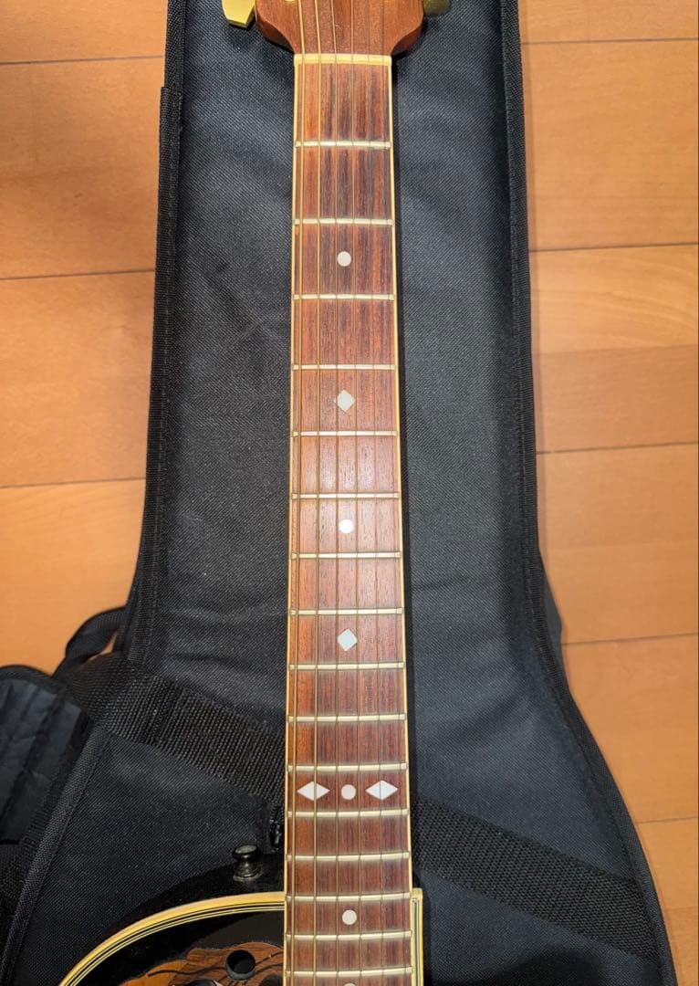 Ovation Celebrity Deluxe CC257 ハードケース付き