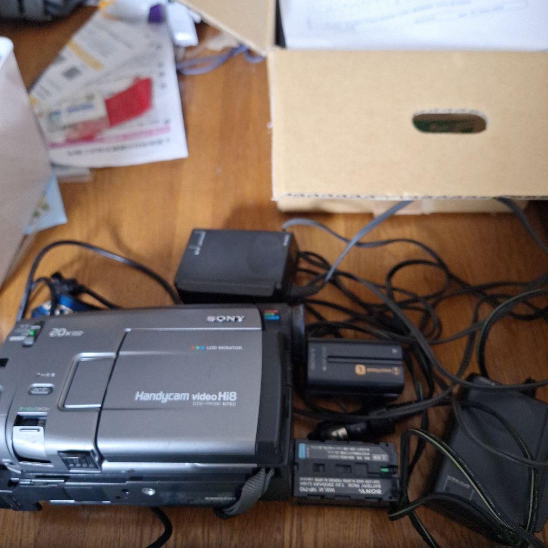 ビデオカメラとハンディカメラセット