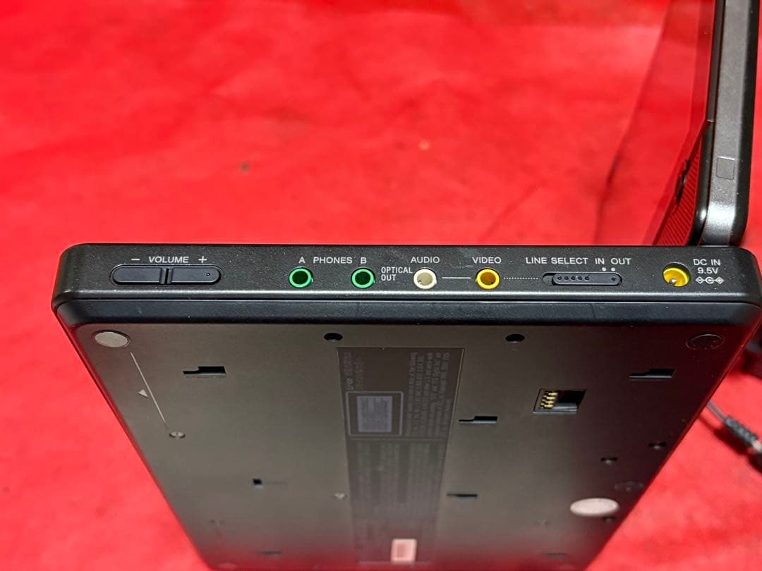 SONY ポータブルCD/DVDプレーヤーDVP-FX850 2506-14-1