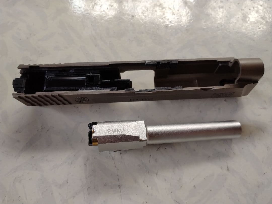 東京マルイ M&P9 Vカスタム ガスブローバック　中古品