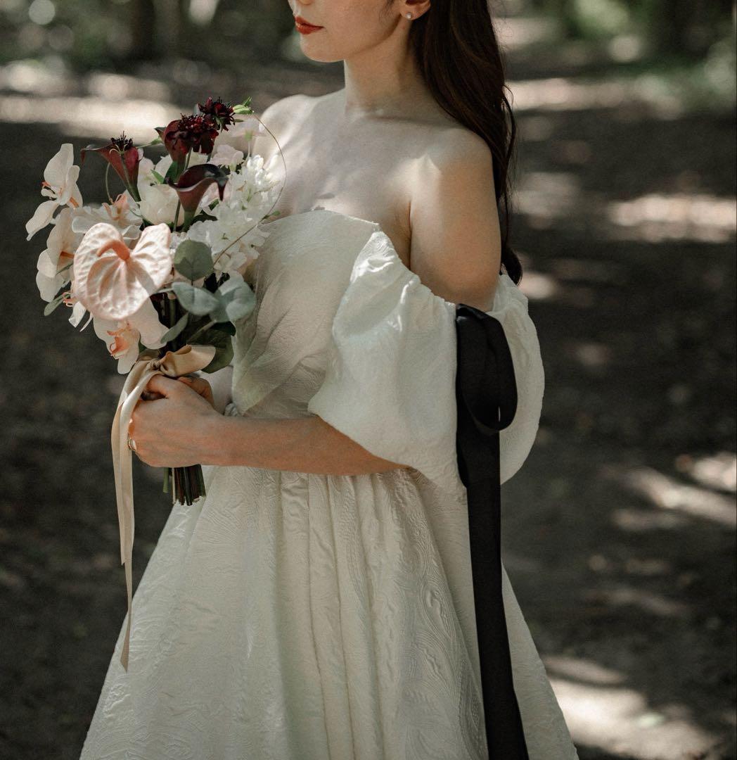 【専用】オフショルダー ウェディングドレス　オフホワイト　7号