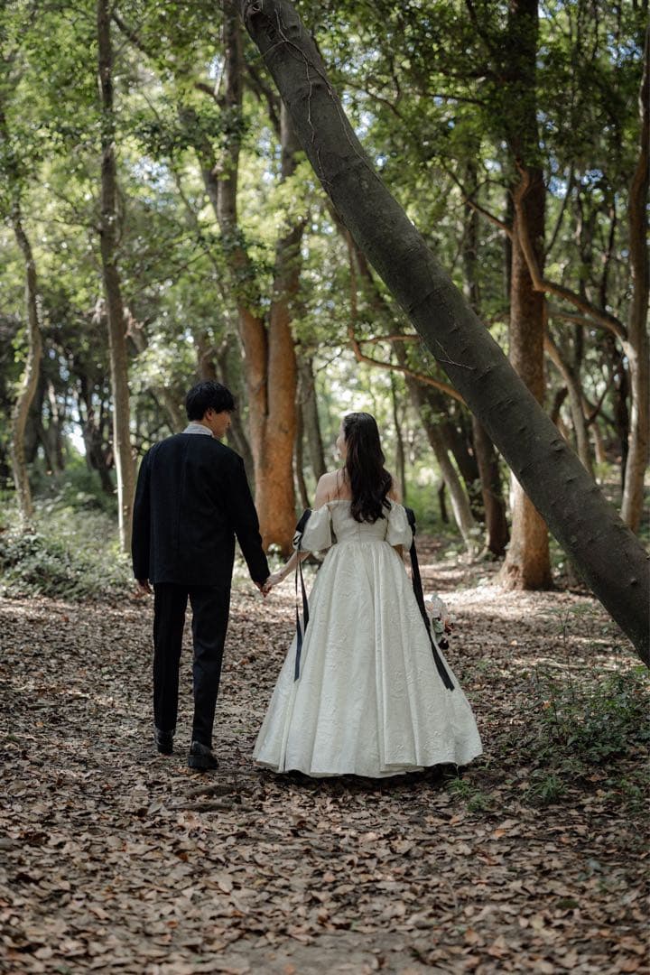 【専用】オフショルダー ウェディングドレス　オフホワイト　7号