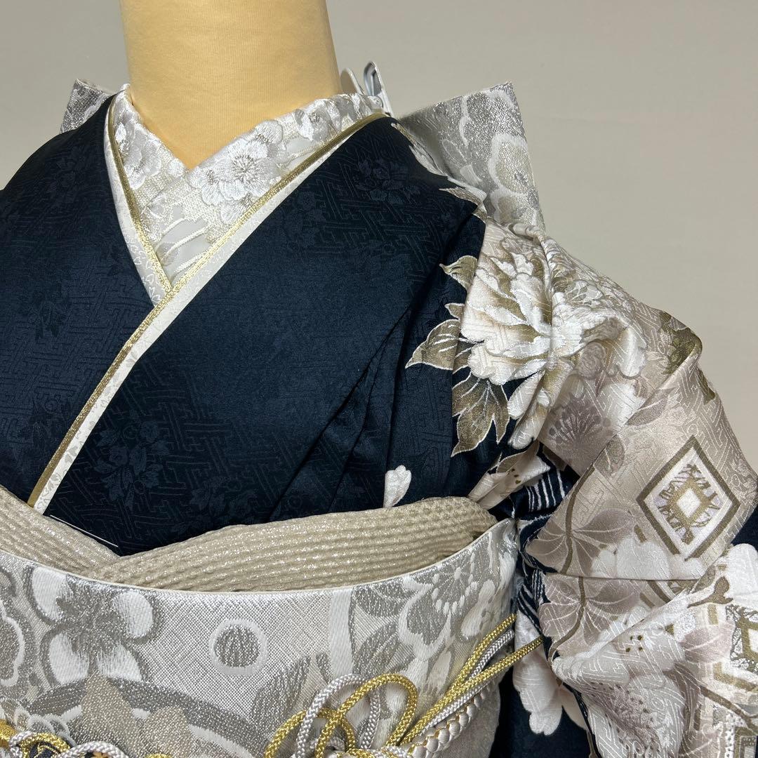 濃紺牡丹と菊の上品な古典振袖フルセット