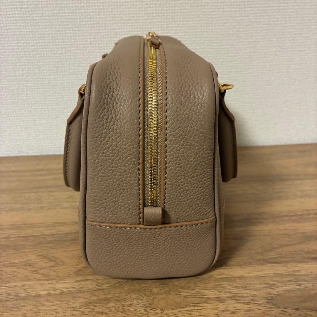 ロエベ　アマソナ23