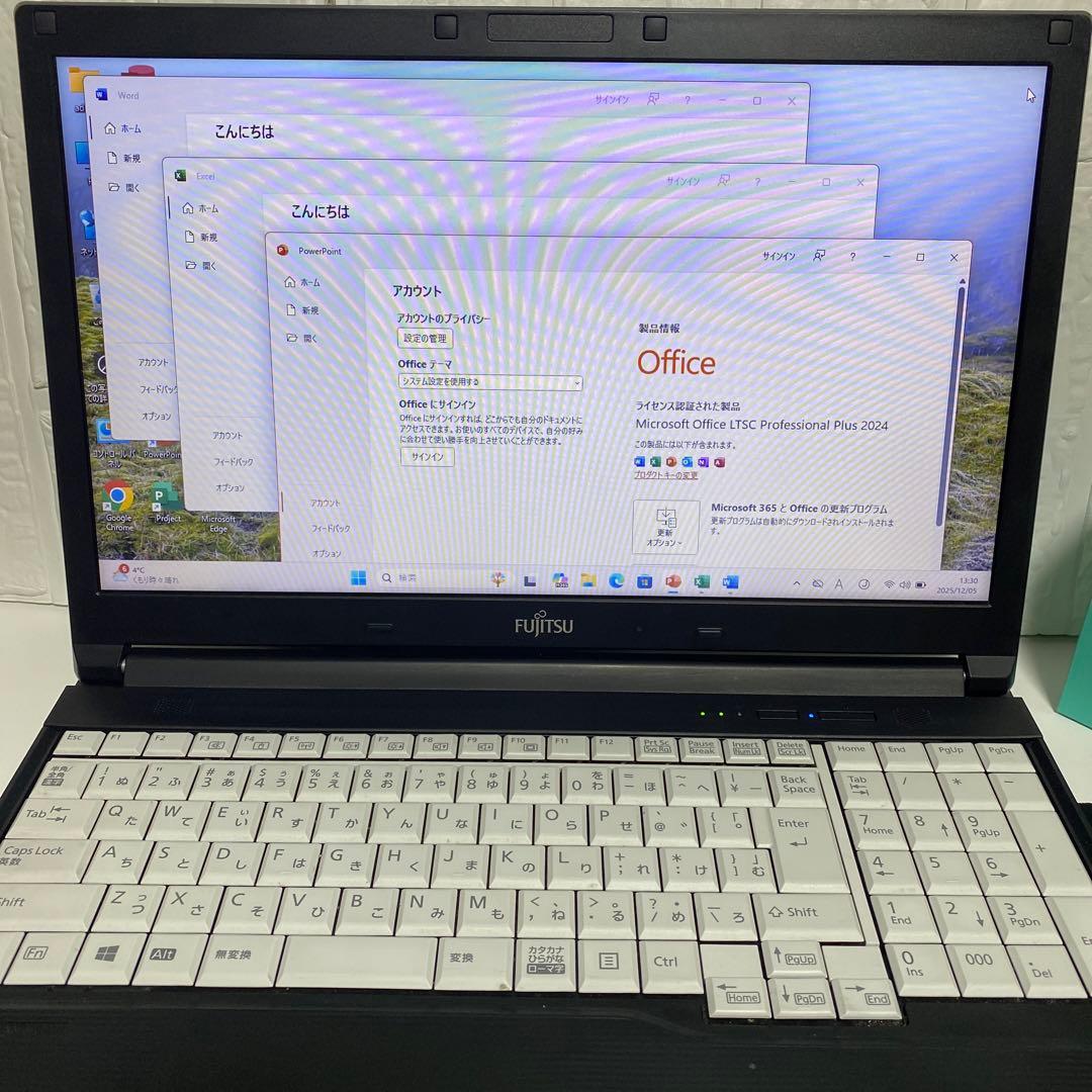 Windows11 オフィス付き　Corei5 SSD 512GB 美品　富士通