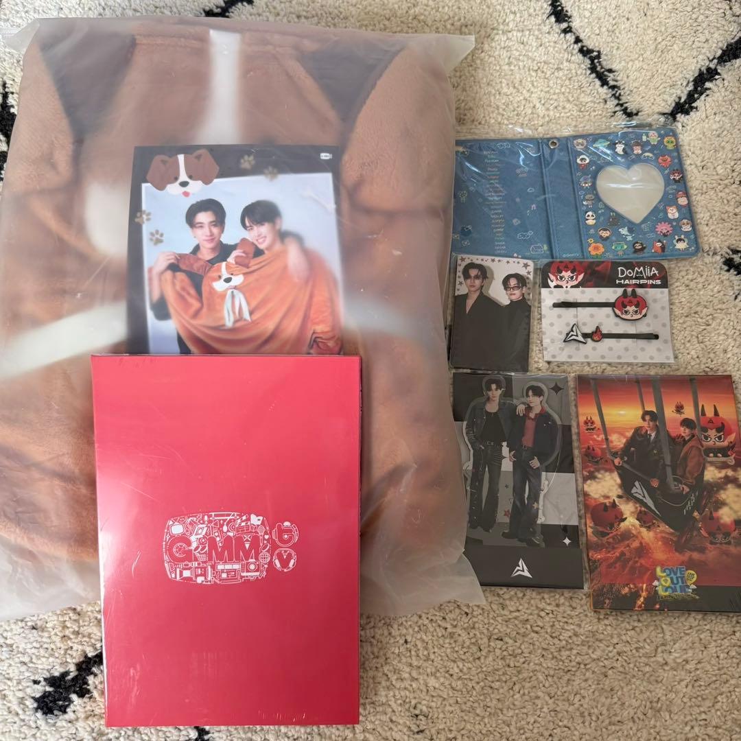 ミスボ　シュシュ　キーホルダー