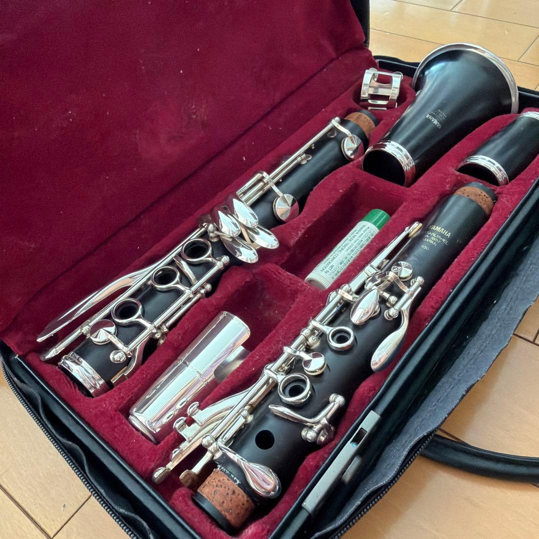 クラリネット本体 ケース・備品（リード、スワブ）付き