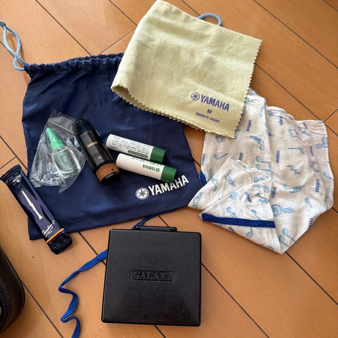 クラリネット本体 ケース・備品（リード、スワブ）付き