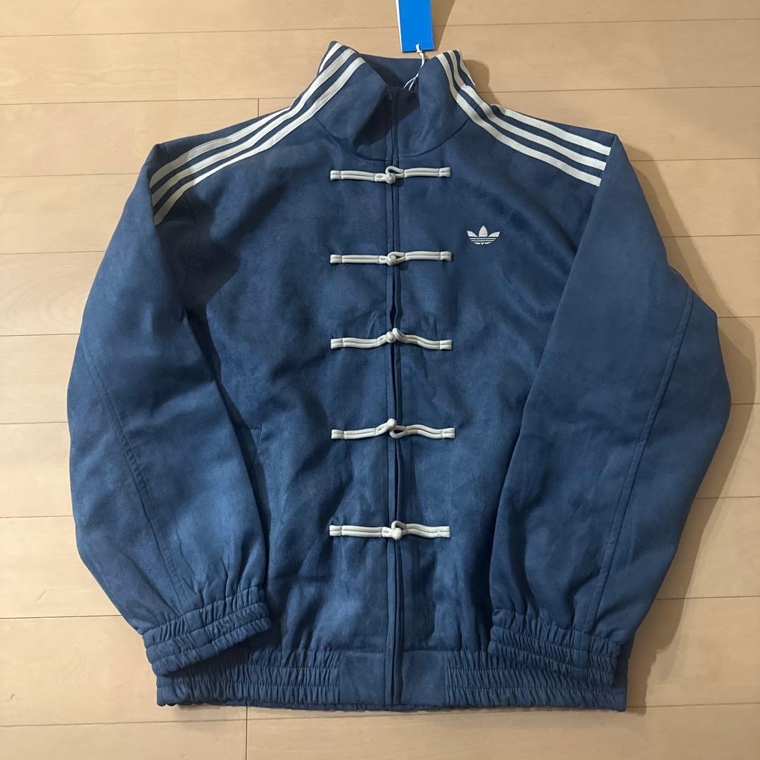 ADIDAS 海外限定　チャイナトラックトップ
