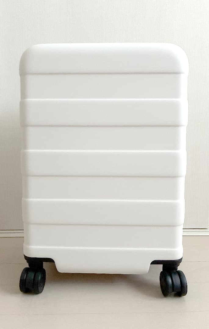 無印良品　バーを自由に調節できる　ハードキャリーケース　３６Ｌ　白（未使用）