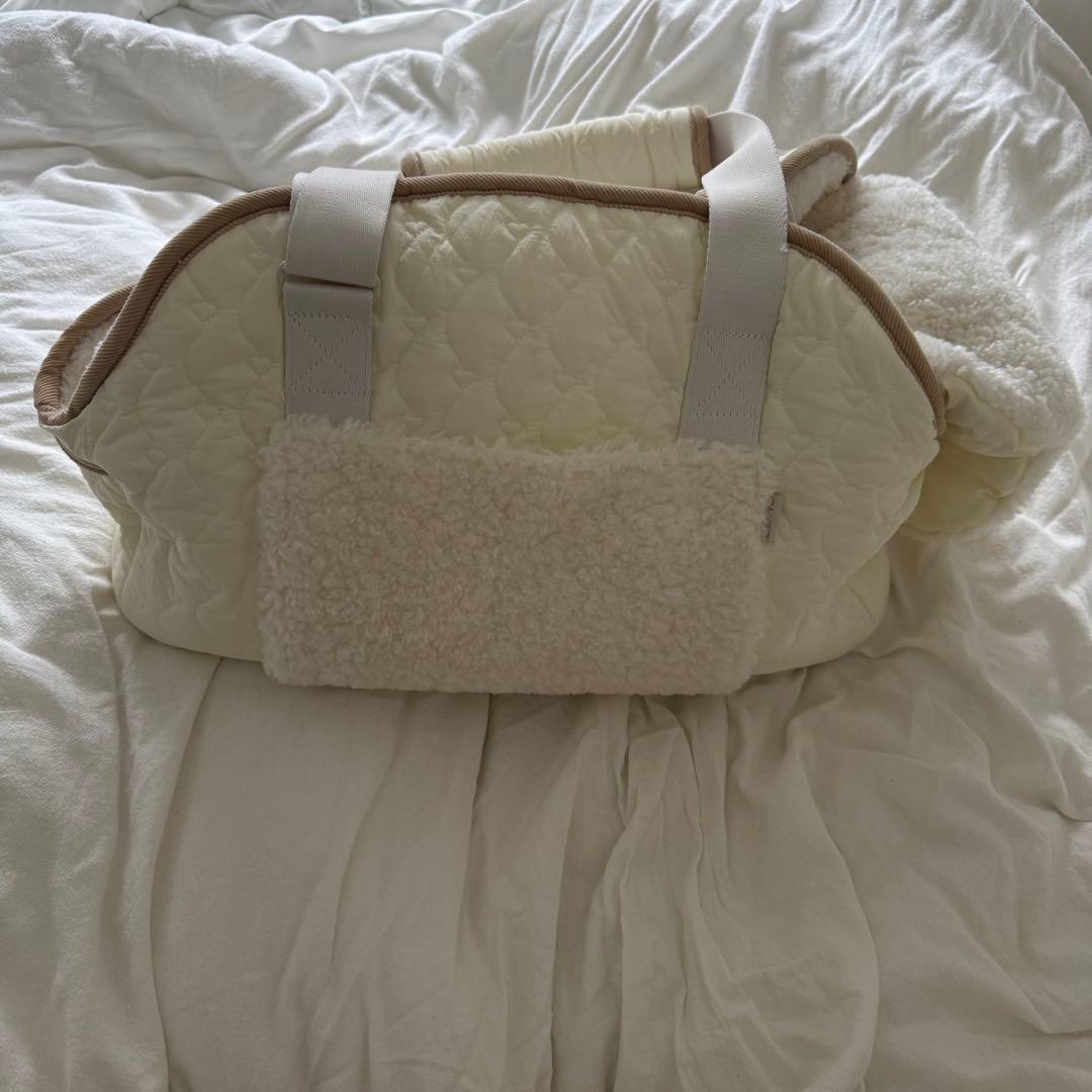 キャリーバッグ・スリング near by us FLUFFY BONGBONG BAG