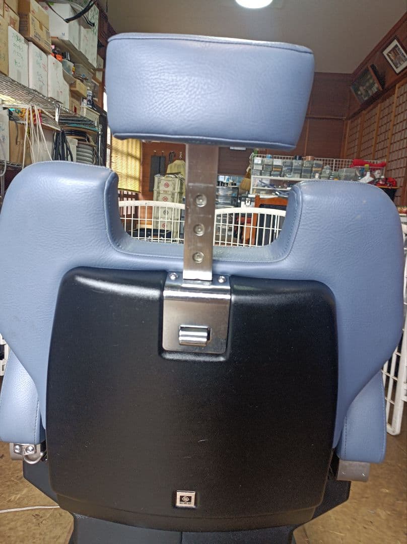 理容機器　新明和椅子　ペアラ