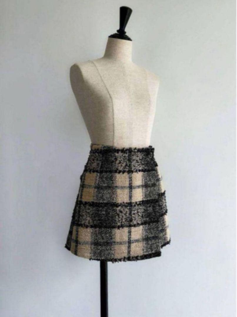 【大人気完売】sheller シェリエツイードチェックラップキュロット