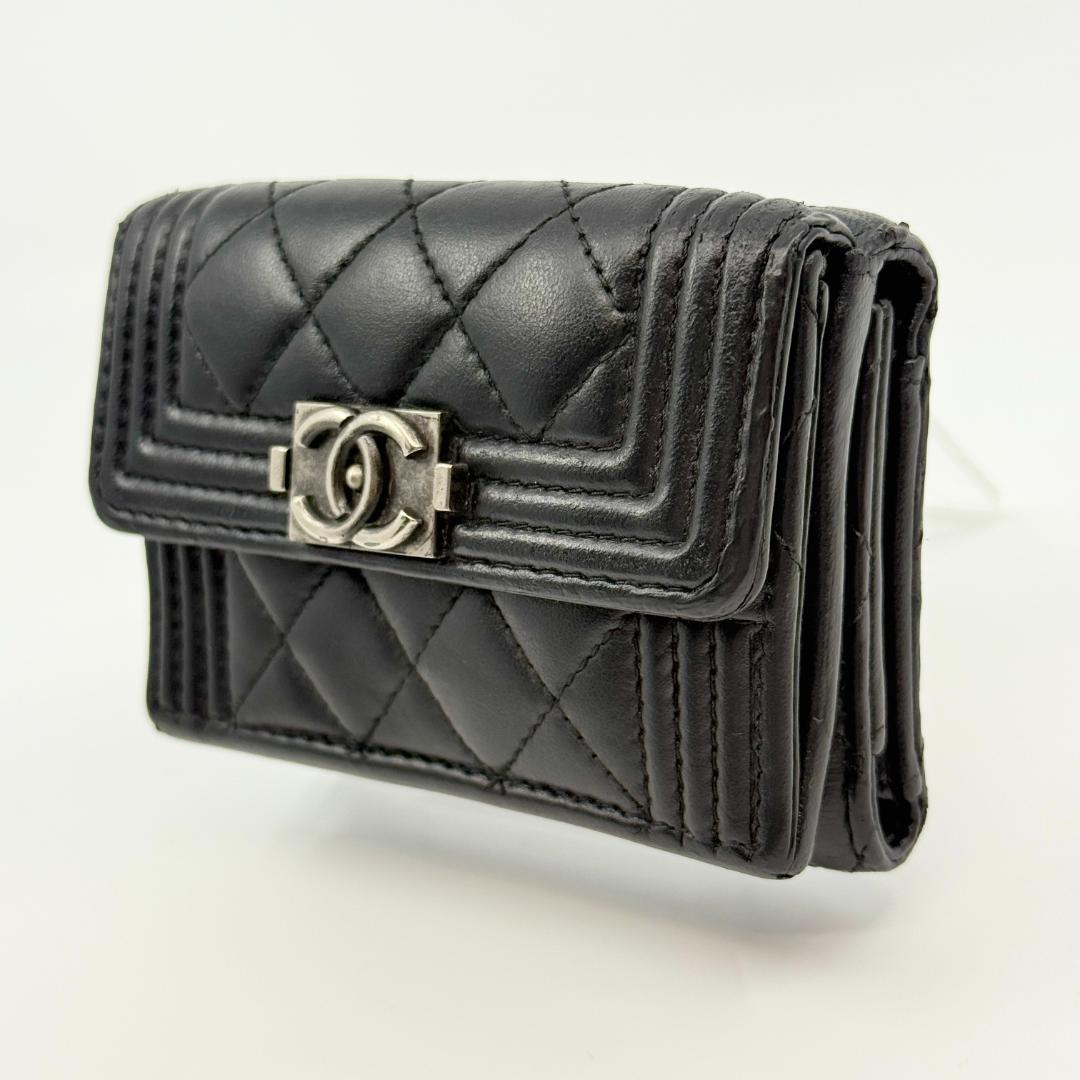 CHANEL シャネル ボーイシャネル 三つ折り財布　スモールウォレット